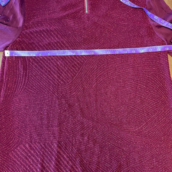 Deep Red Shimmer High Collar Sheer Sleeve Fringe Hem Dress Size M - Picture 9 of 12